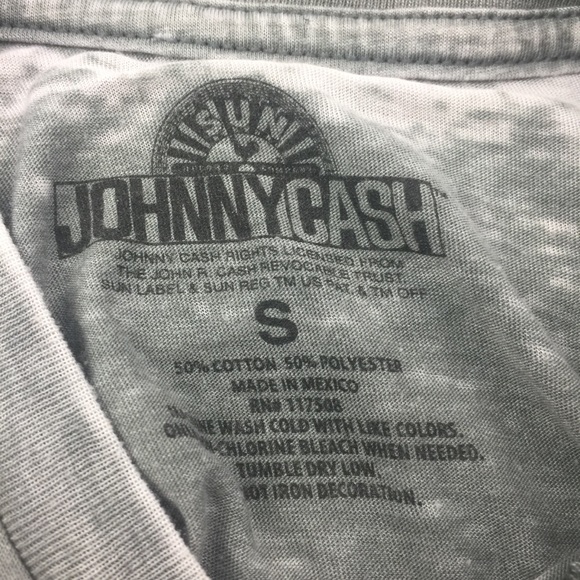 GRAPHIC TEE, JOHNNY CASH, I WALK THE LINE, SMALL - Picture 4 of 6